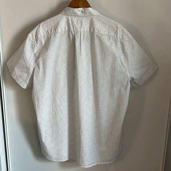 New J. Crew Men’s Preppy Slim Short-Sleeve Stretch Button Up Shirt - Picture 5 of 7